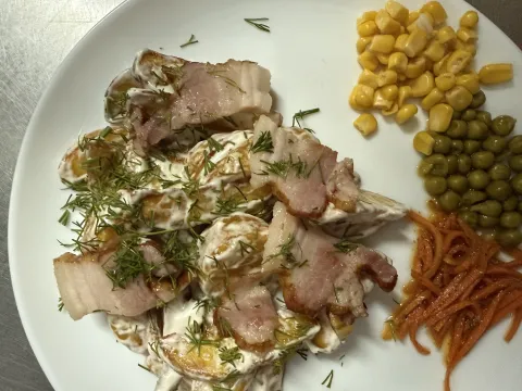Картопля з беконом