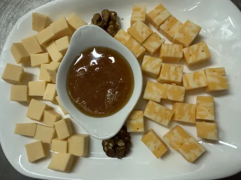 Закуска сирна